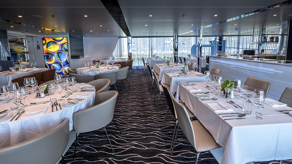 Emerald Waterways - Emerald Radiance - Reflections Restaurant _2_.jpg